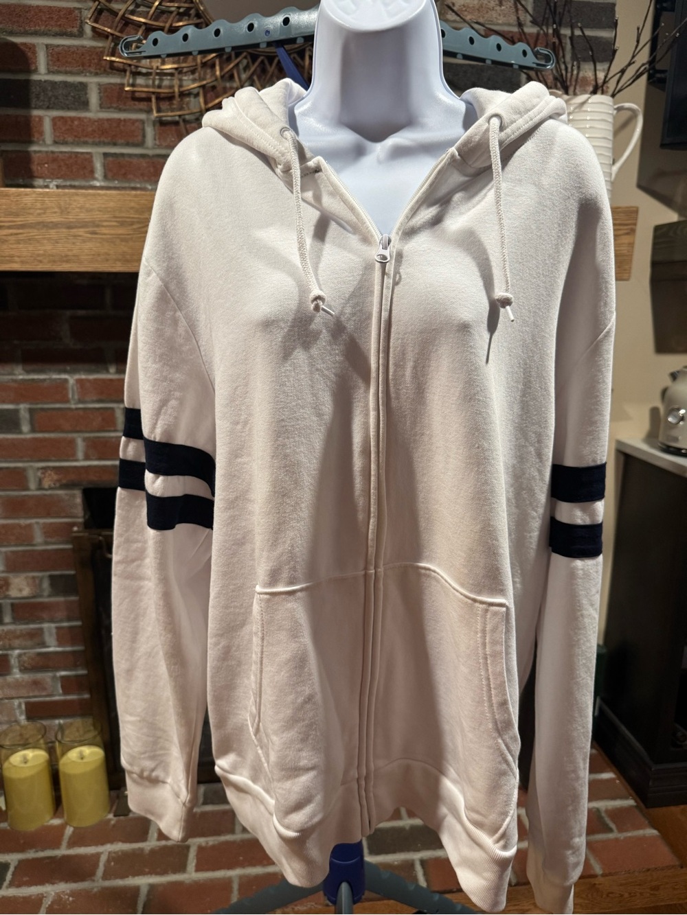 Old Navy Mens white Zip Hoodie with Navy Stripes NWT Size XL